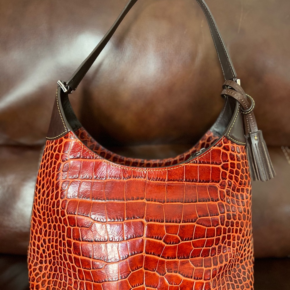 Dooney & Bourke‎ Savannah Croco Purse - Picture 2 of 9